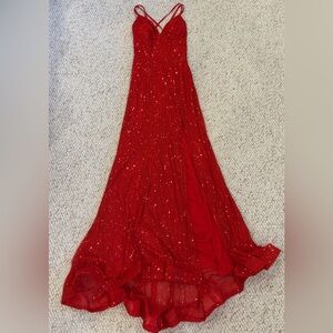 Dazzling Scarlet Prom Dress with Glitter Accents